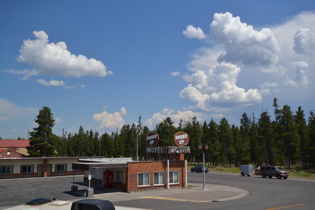 Motel Dude & Roundup West Yellowstone Exterior foto