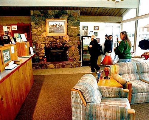 Motel Dude & Roundup West Yellowstone Exterior foto